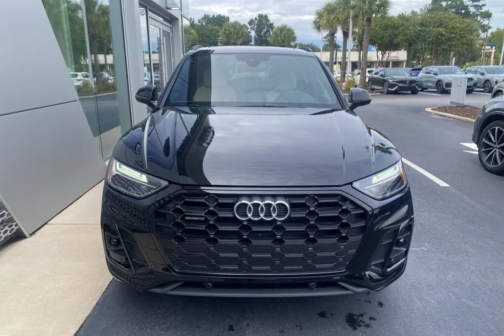 2025 Audi Q5 45 S line Premium photo 1