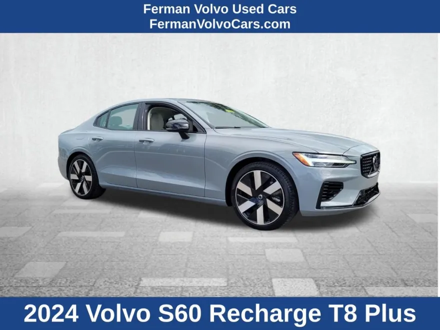2024 Volvo S60 Recharge T8 Plus photo 1