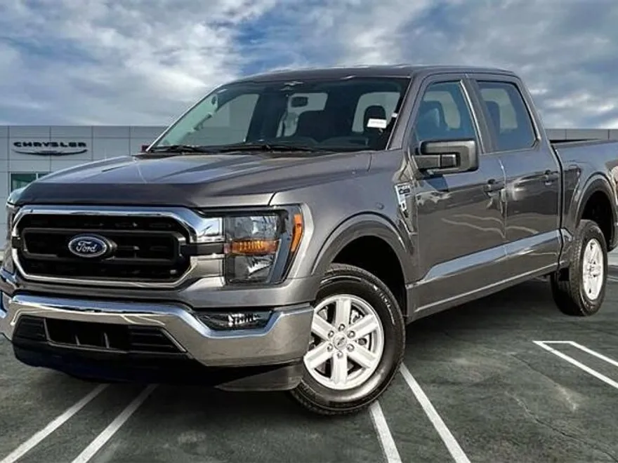 2023 Ford F-150 XLT photo 1