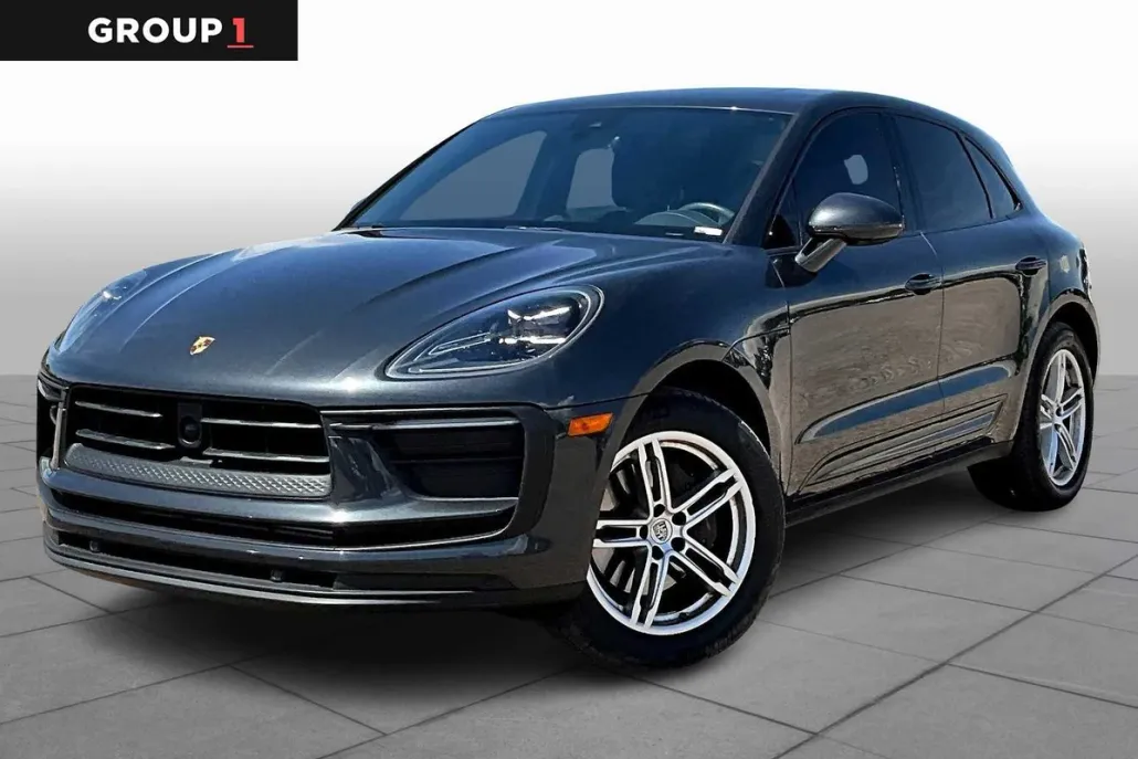 2022 Porsche Macan photo 1