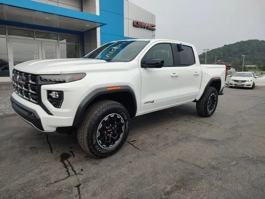 2026 Gmc Canyon AT4 photo 1