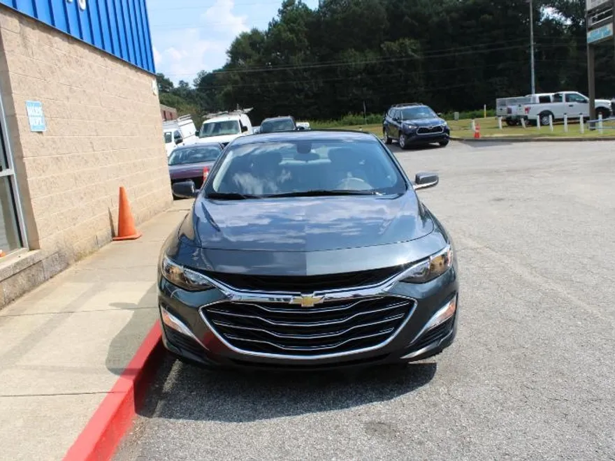 2020 Chevrolet Malibu photo 1