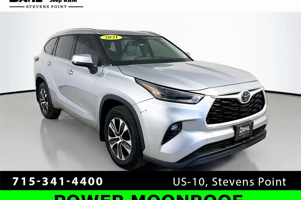 2021 Toyota Highlander XLE photo 1