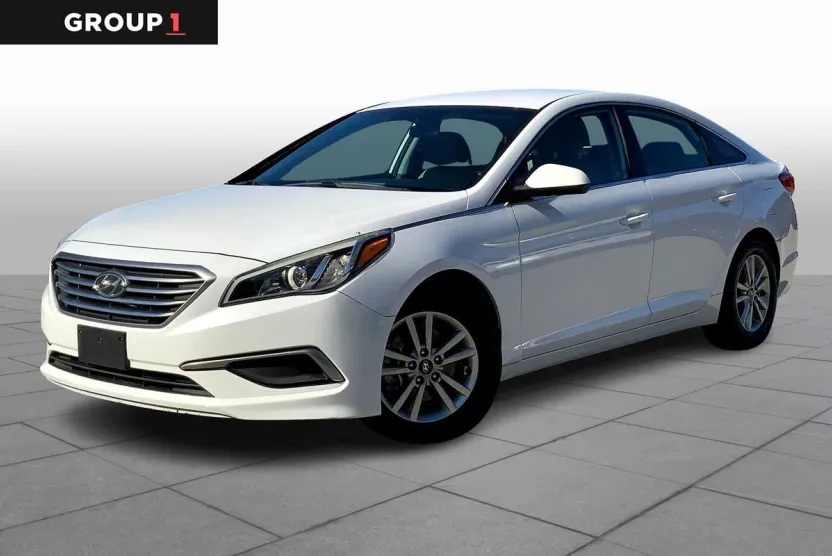 2017 Hyundai Sonata photo 1