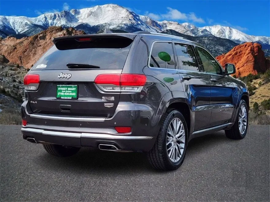 2018 Jeep Grand Cherokee Summit photo 1
