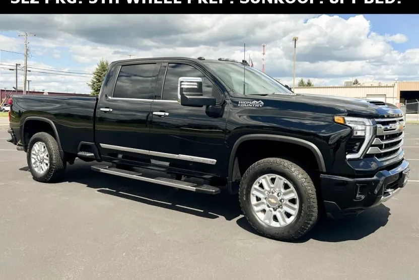 2024 Chevrolet Silverado 3500HD High Country photo 1