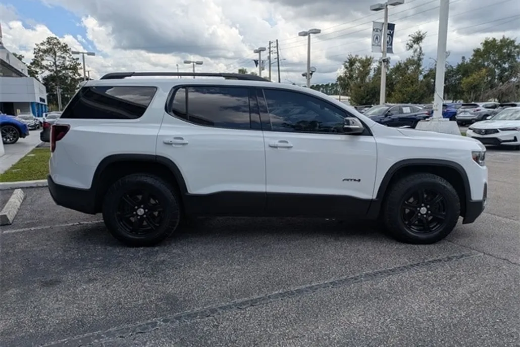 2022 Gmc Acadia AT4 photo 1