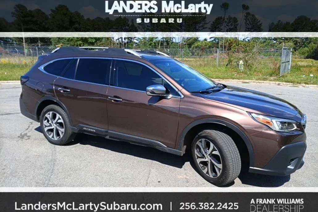2022 Subaru Outback Touring XT photo 1