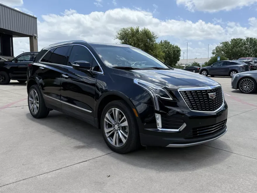 2021 Cadillac XT5 Premium Luxury photo 1