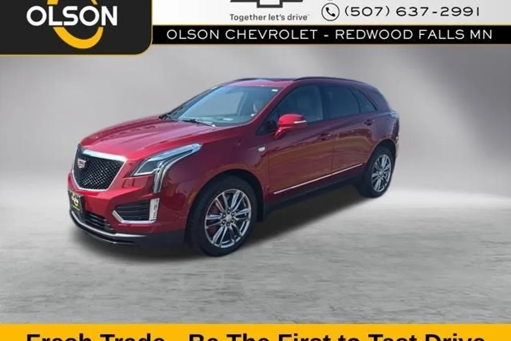 2025 Cadillac XT5 Sport photo 1