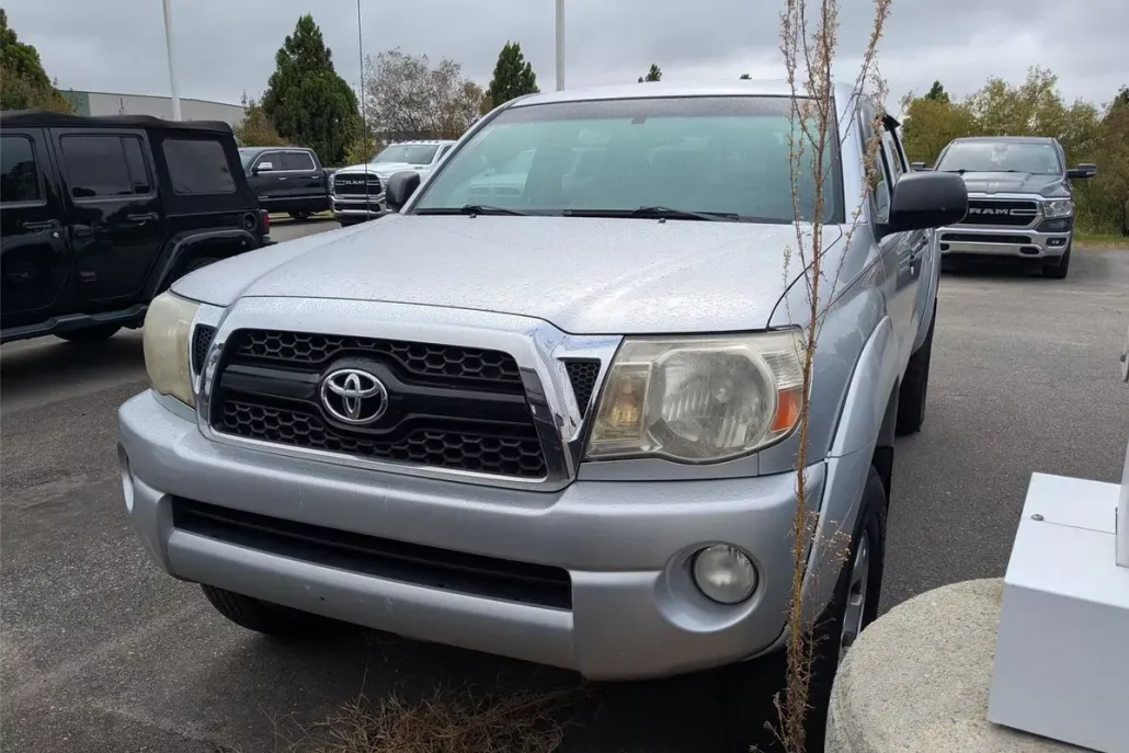 2011 Toyota Tacoma PreRunner photo 1