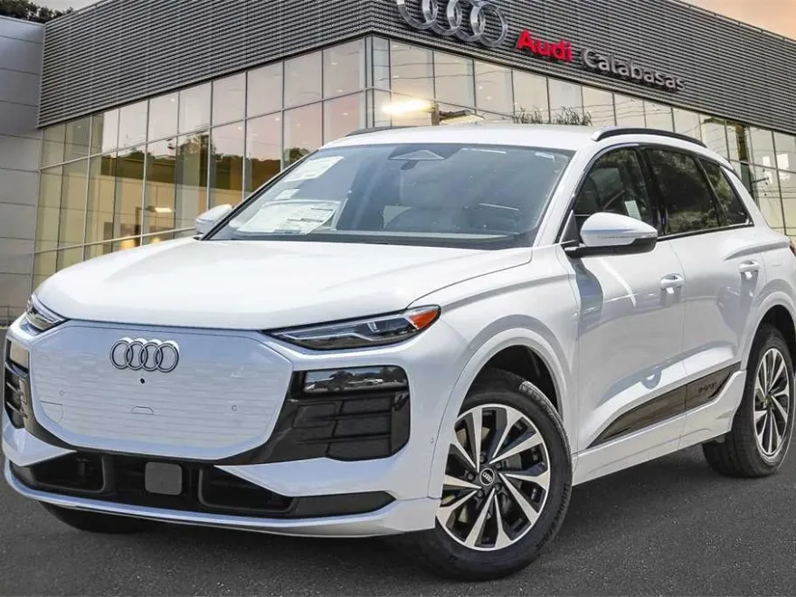 2025 Audi Q6 E-tron Premium photo 1