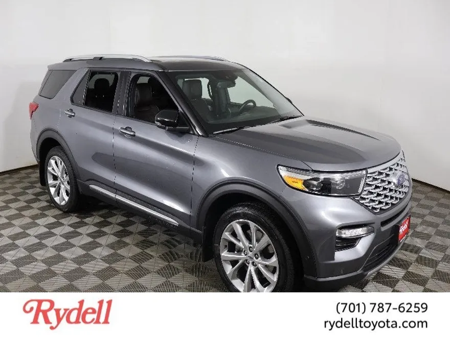 2022 Ford Explorer Platinum photo 1