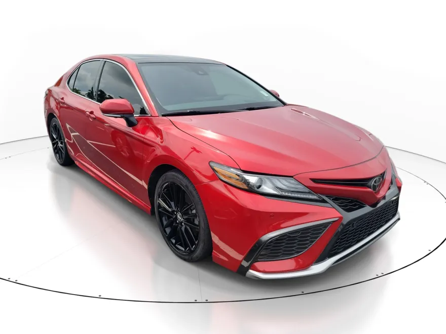 2022 Toyota Camry XSE photo 1
