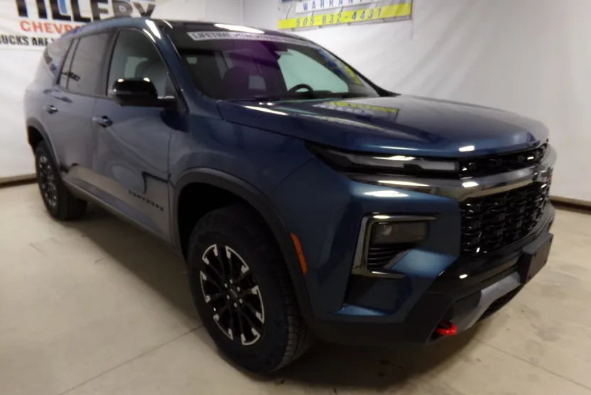 2026 Chevrolet Traverse Z71 photo 1