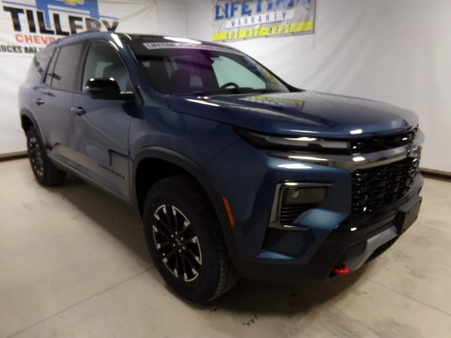 2026 Chevrolet Traverse Z71 photo 1