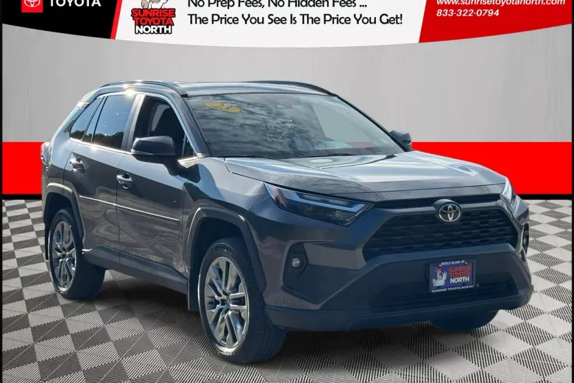 2023 Toyota RAV4 XLE Premium photo 1