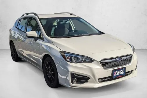 2019 Subaru Impreza Premium photo 3