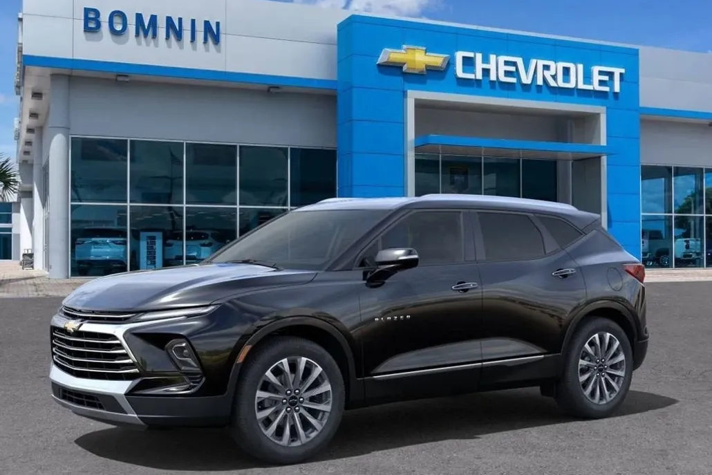2025 Chevrolet Blazer Premier photo 1