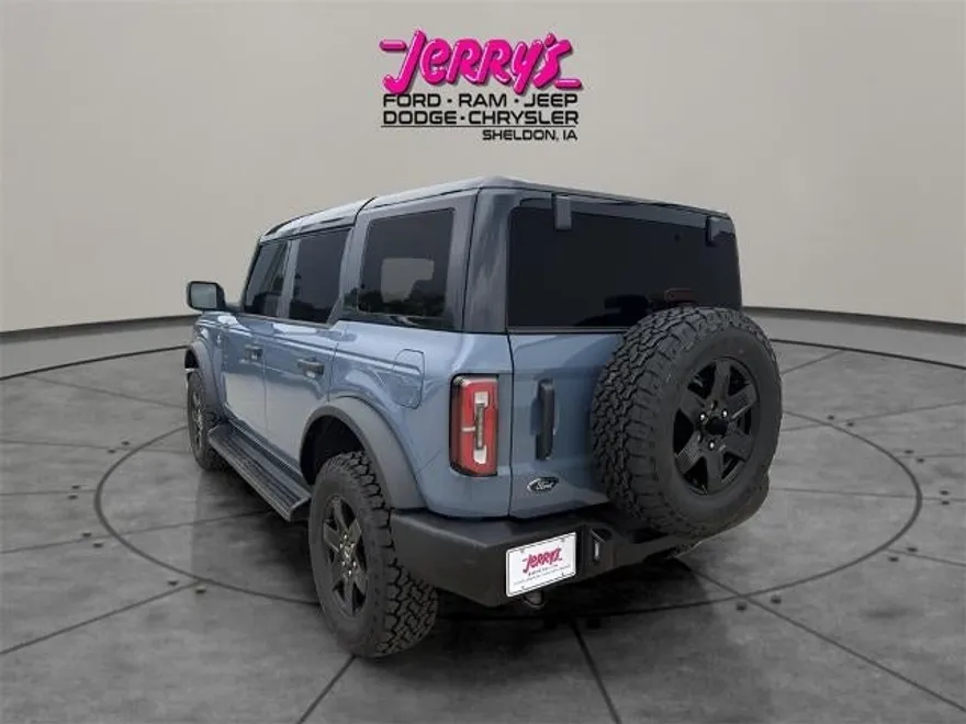2025 Ford Bronco Outer Banks photo 1