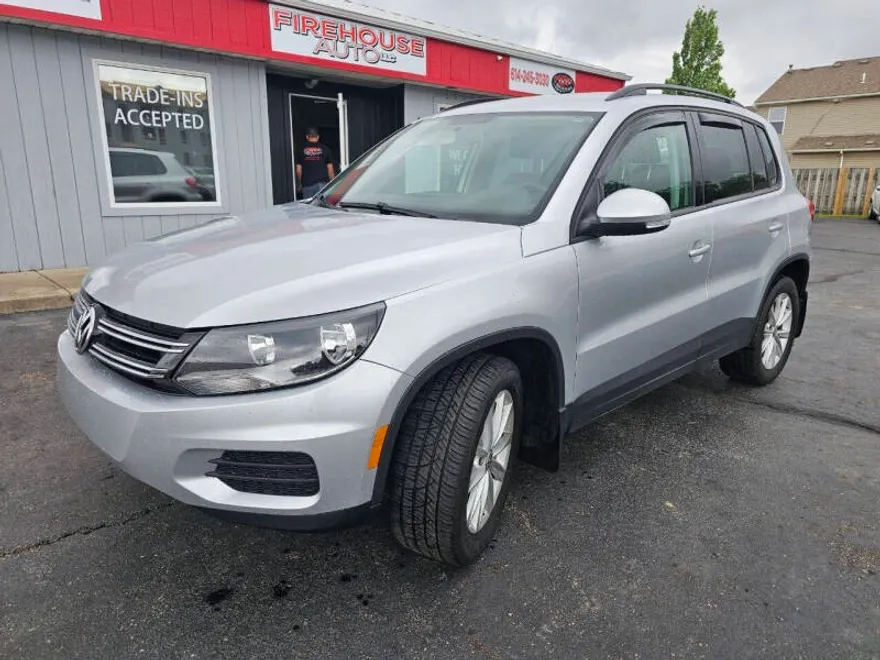 2017 Volkswagen Tiguan S photo 1