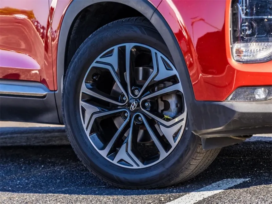 2020 Hyundai Santa Fe Limited photo 1