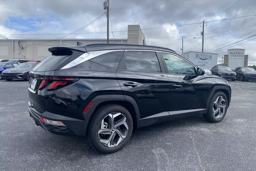 2024 Hyundai Tucson SEL photo 1