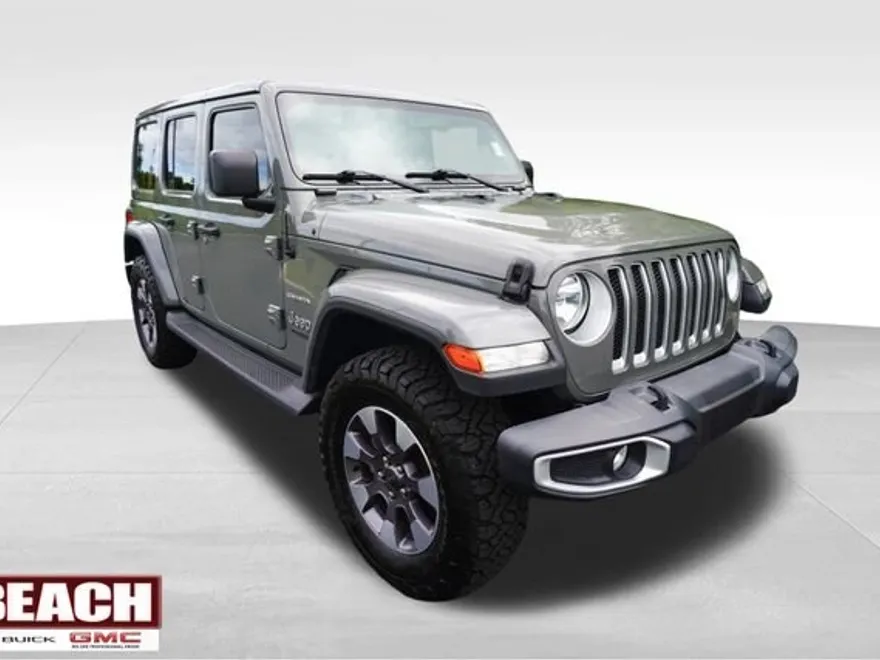 2021 Jeep Wrangler Unlimited Sahara photo 1