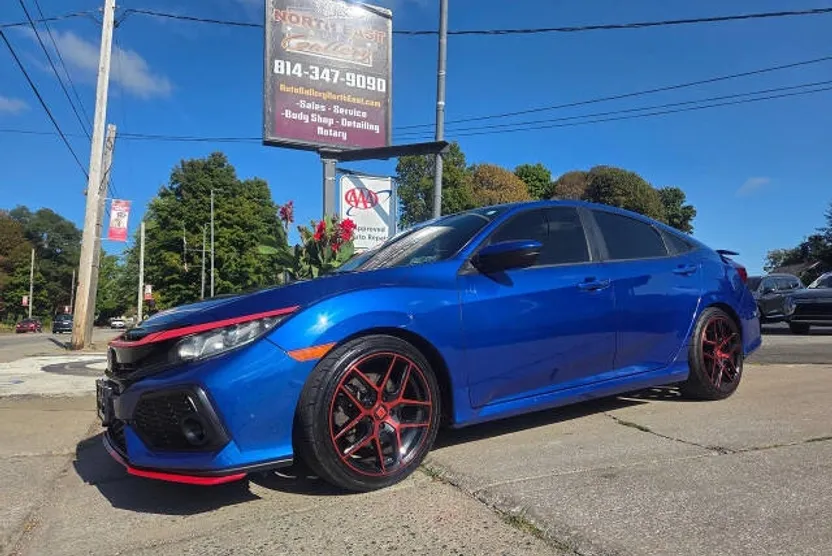 2019 Honda Civic Si photo 1
