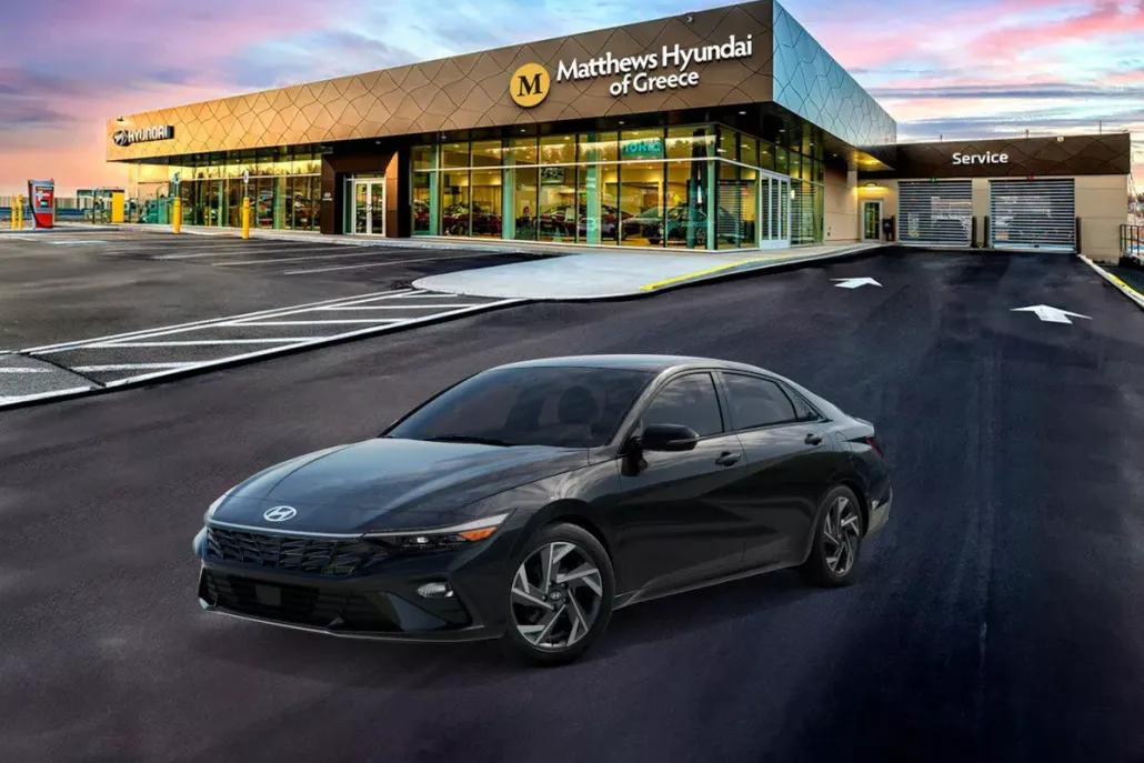2025 Hyundai Elantra SEL Sport photo 1