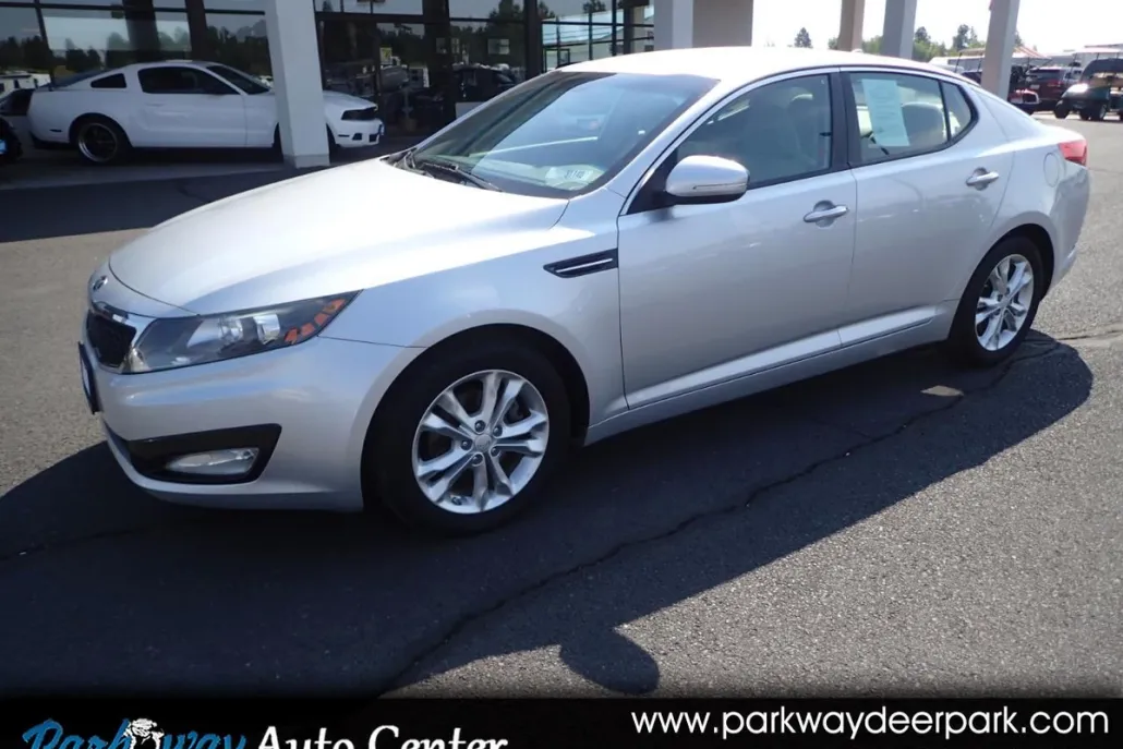 2013 Kia Optima LX photo 1