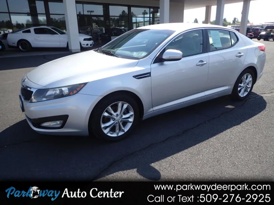 2013 Kia Optima LX photo 1
