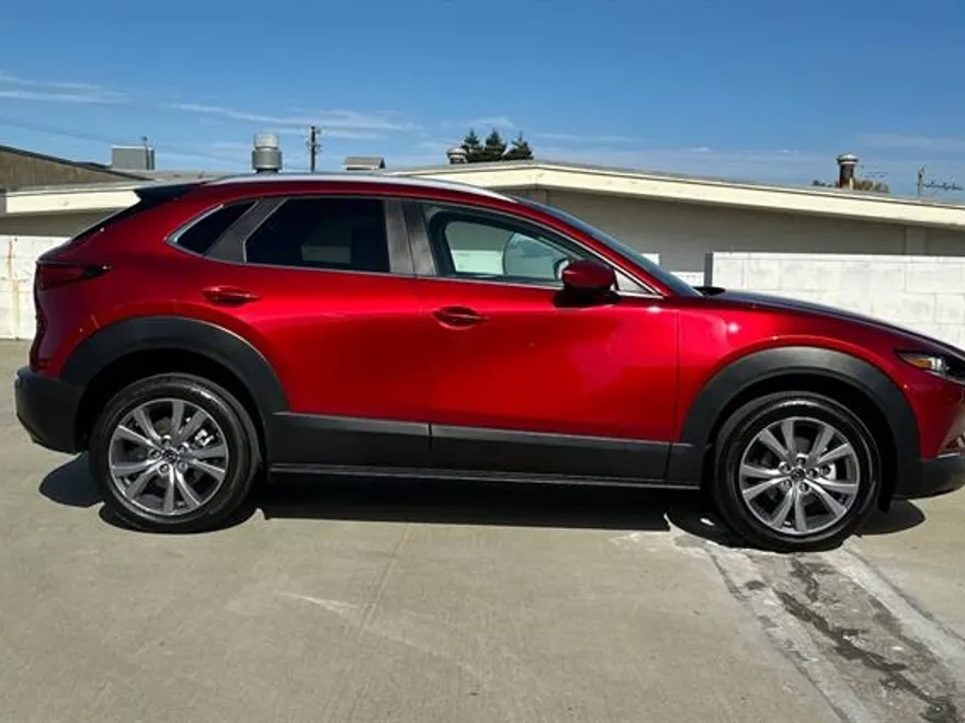 2022 Mazda CX-30 Select photo 1