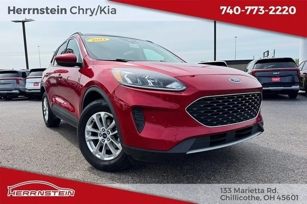 2021 Ford Escape SE photo 1