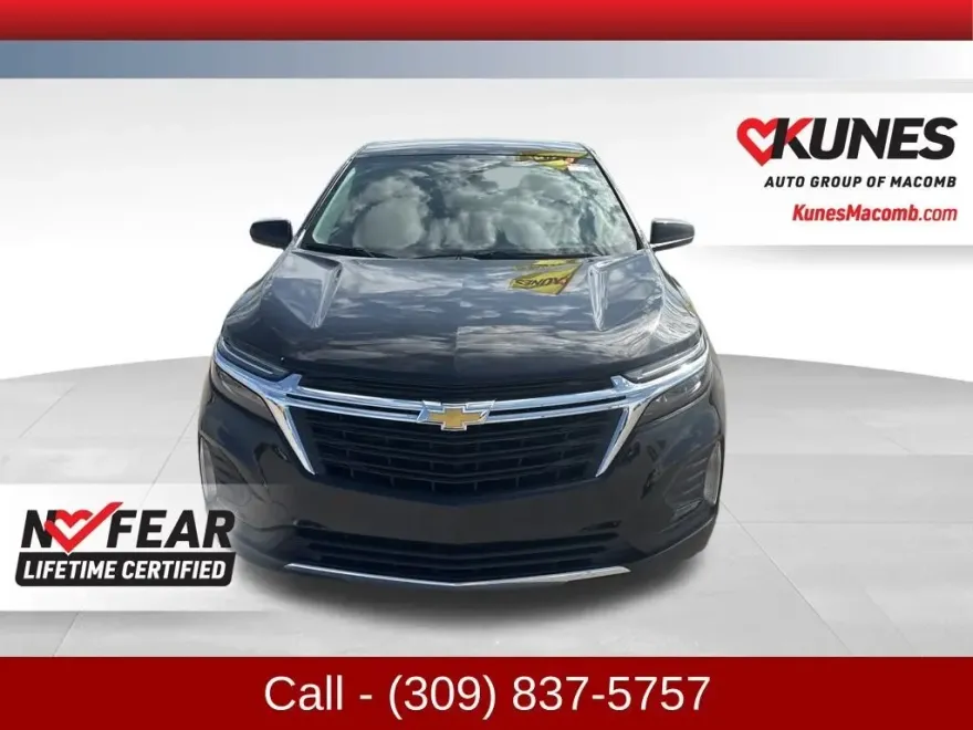 2024 Chevrolet Equinox LT photo 1