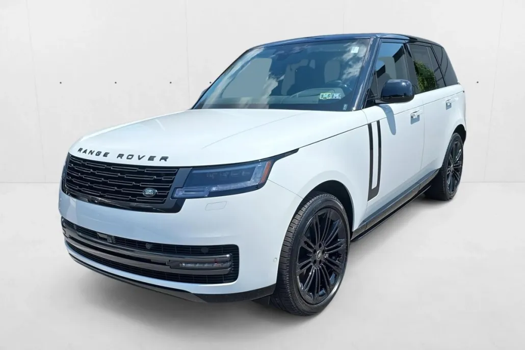 2025 Land Rover Range Rover SE photo 1