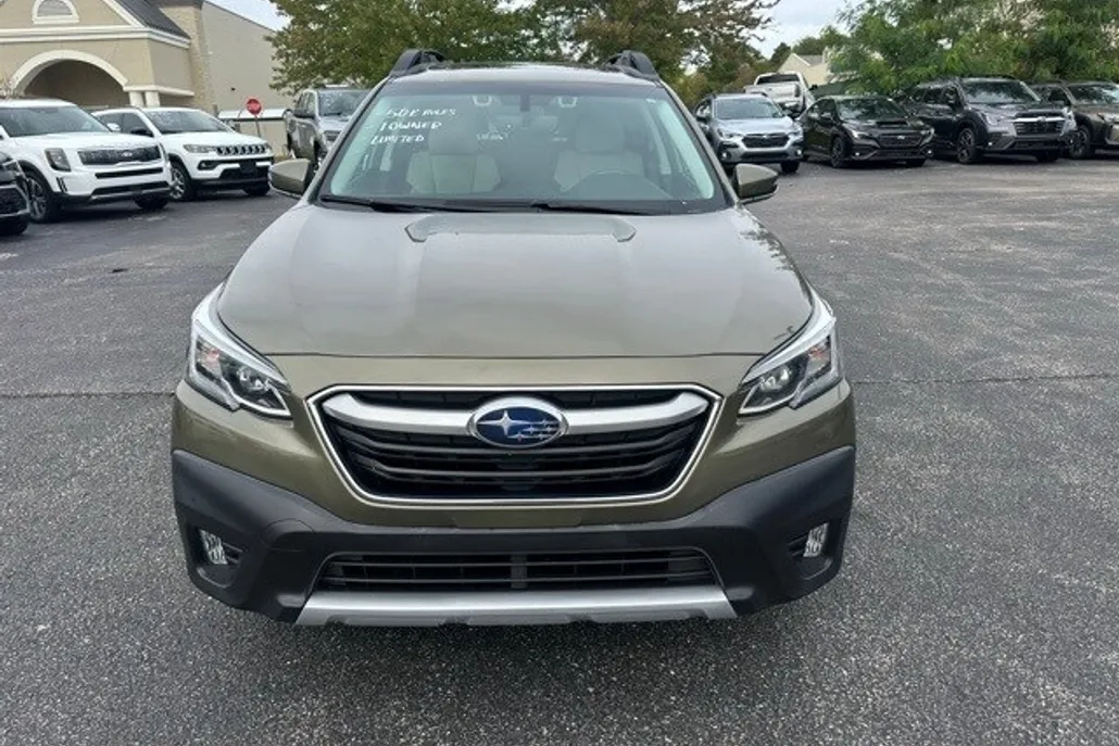 2020 Subaru Outback Limited photo 1