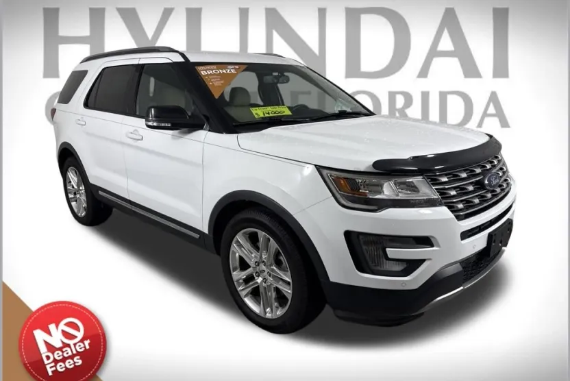 2017 Ford Explorer XLT photo 1