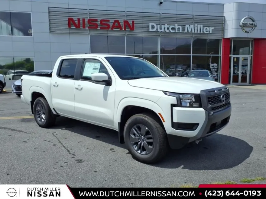 2025 Nissan Frontier Crew Cab SV photo 1