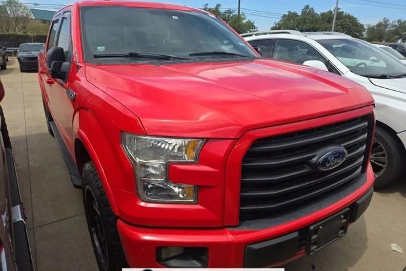 2015 Ford F-150 XLT photo 1