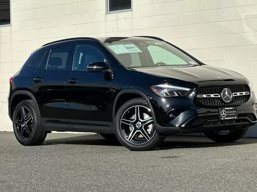 2026 Mercedes Benz GLA 250 photo 1