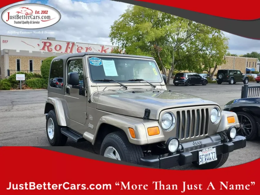 2004 Jeep Wrangler Sahara photo 1
