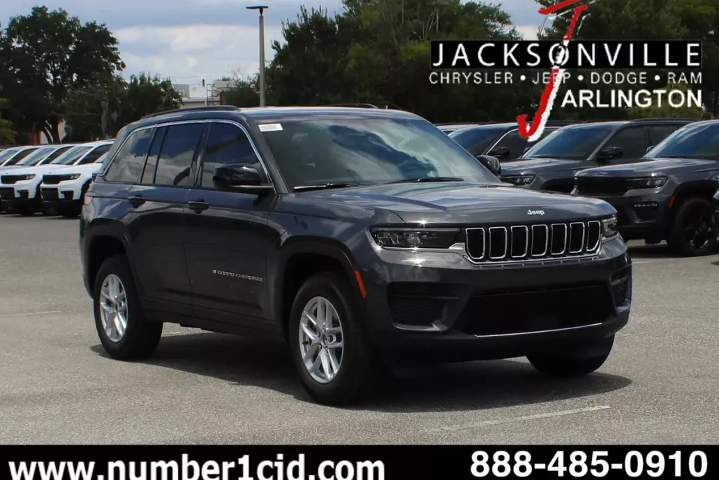2025 Jeep Grand Cherokee Laredo X photo 1