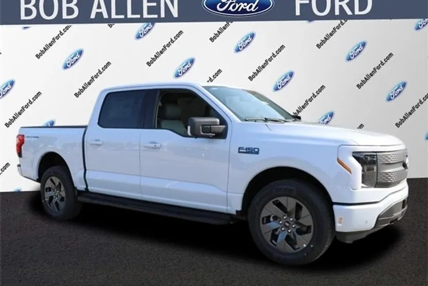 2025 Ford F-150 Lightning photo 1
