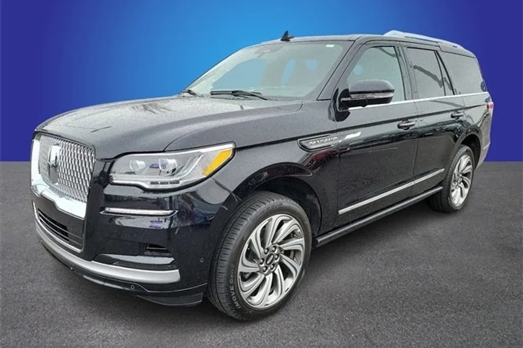2022 Lincoln Navigator Reserve photo 1
