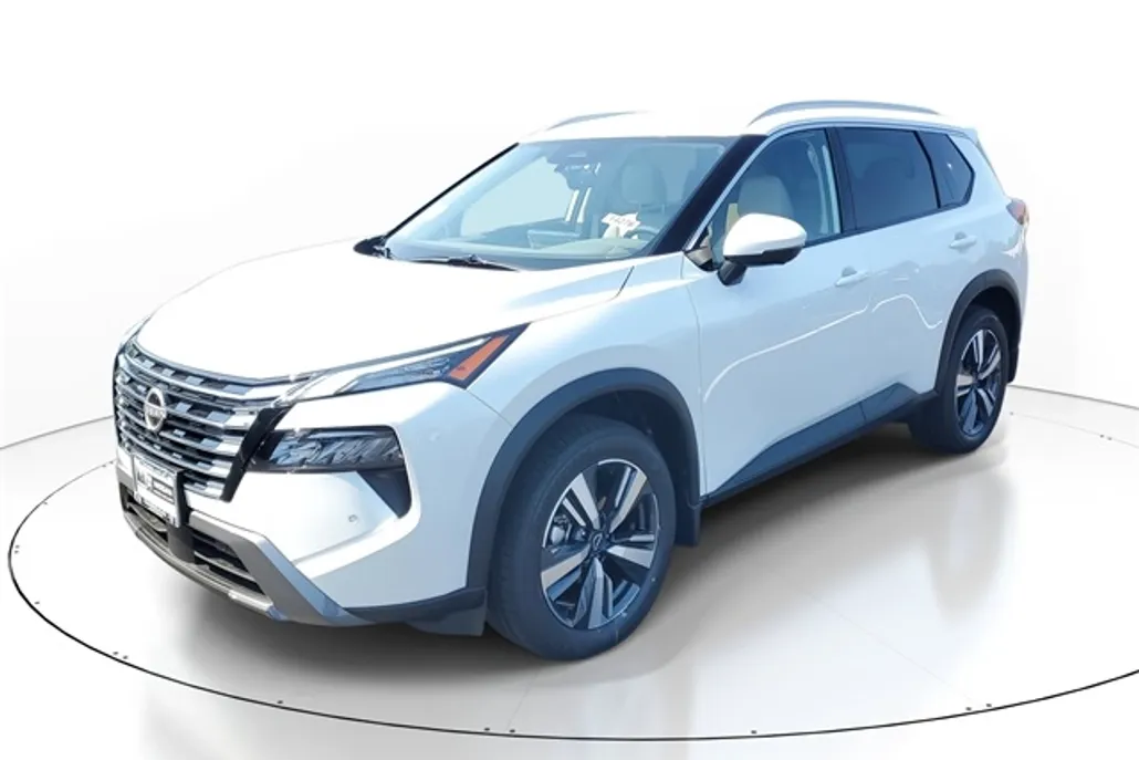 2025 Nissan Rogue SL photo 1