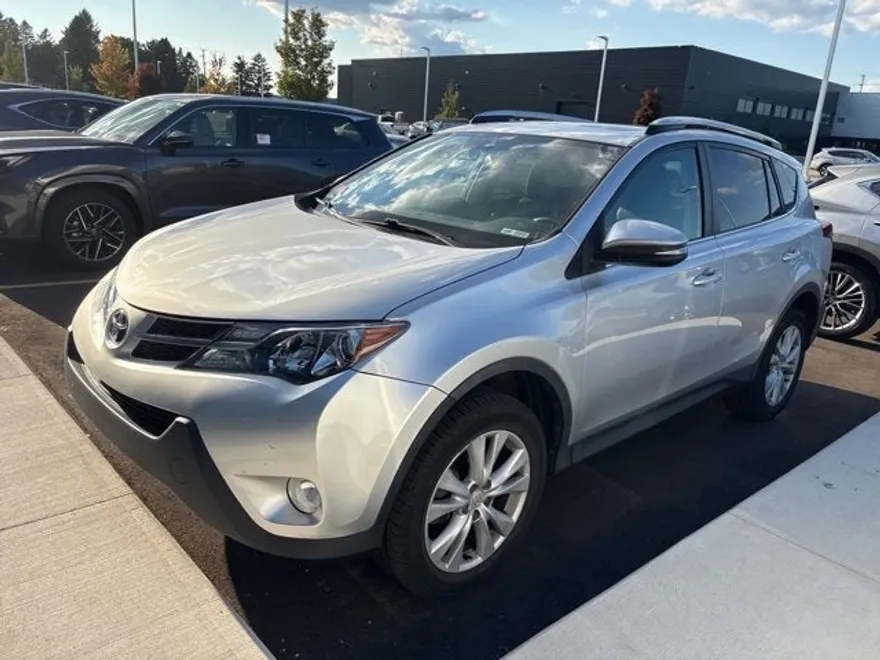 2013 Toyota RAV4 Limited photo 1