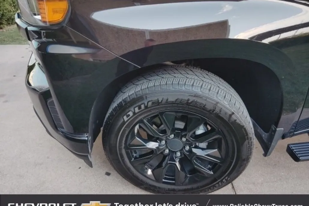 2021 Chevrolet Silverado 1500 Custom photo 1