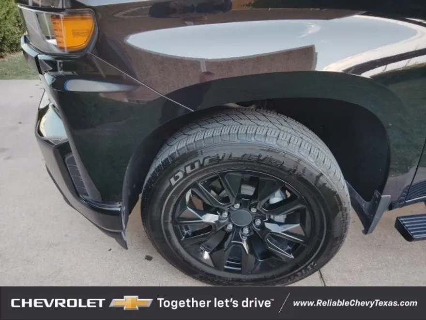 2021 Chevrolet Silverado 1500 Custom photo 1