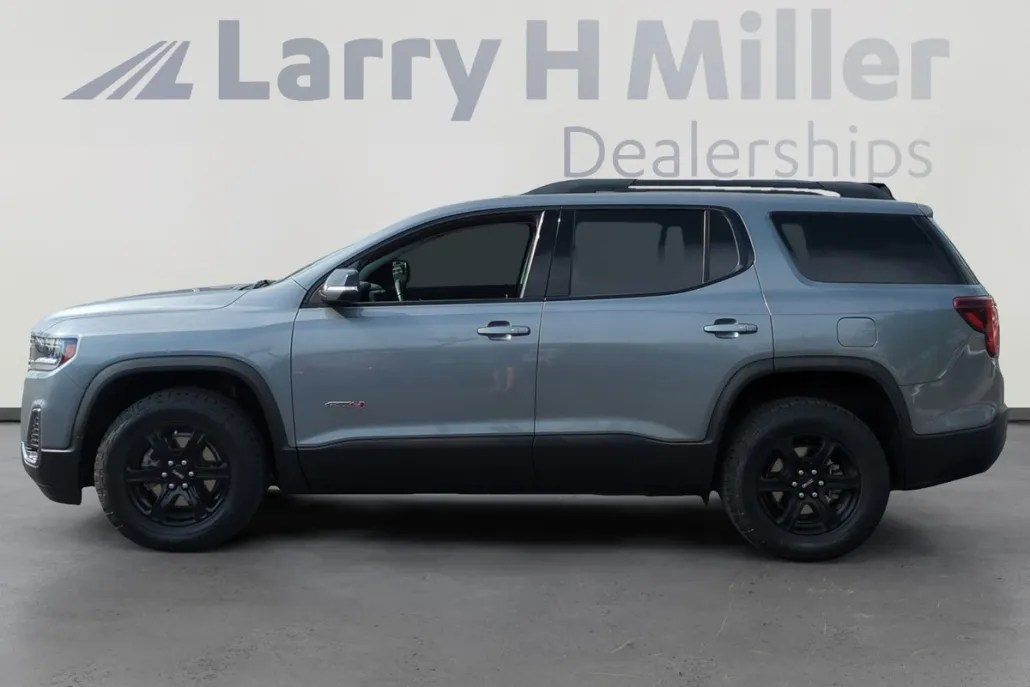 2022 Gmc Acadia AT4 photo 1